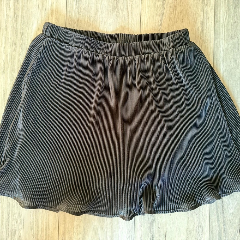 Vintage Charm Black Gathered Skort